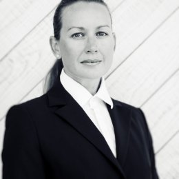 Black and White photo of Heidi Meyer
